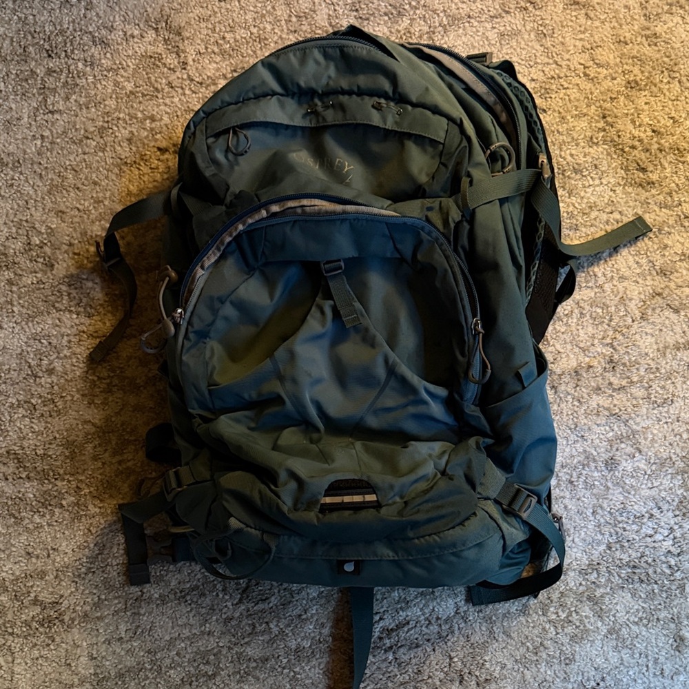 Women's Osprey Mira 32L hiking backpack